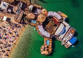 It regularly features gigs by internationally known dj's at the peak of the croatian summer season between june and august… Noa Zrce Beach