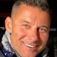 Robert Boger's Instagram, Twitter & Facebook