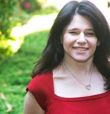 Nicole Ettinger's Instagram, Twitter & Facebook