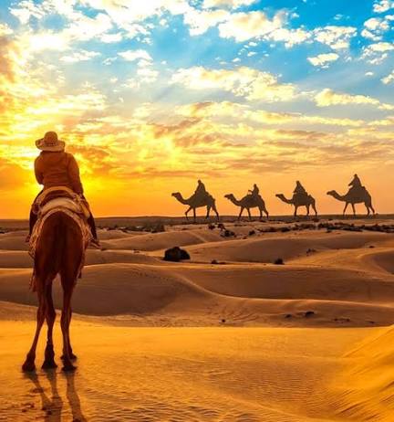 Jaisalmer: Camel Ride, Sand Dunes, and Dinner Tour
