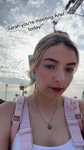 Sarah Hackworth's Instagram, Twitter & Facebook