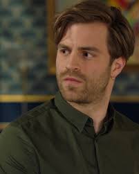 Wie wird Julian wohl antworten? #gzsz #katharinafecher #onnobuß #serie