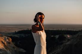 Enfin Une Robe De Mariage Pour Votre Ceremonie Civile Ou Pour Une Grande Occasion Paris French Photograp Photographe Mariage Mariage France Robe De Mariage