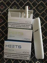 Normal içimi camel box ile hemen hemen aynı olan, son nefeste boğazı mentole boğmak adına kapsülü kırıp içildiğinde ise ne marlboro mentol kadar yumuşak ne de west ice kadar boğazı yakan tam ayarında bir mentolle içimizi ferahlatan camel'ın son harikası. Just Arrived Today The Tastes And Smells I Have To Admit Are Funny At The Moment Compare To Cigarettes Iqos