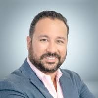 Kena Jackson's Instagram, Twitter & Facebook