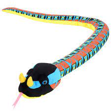 He Might Look Creepy Crawly But This Big Guy Just Wants To Play The Toys R Us Plush 53 Inch Plush Snake A Toys R Us Exclusive Is Super Toys Toys R Us Plush