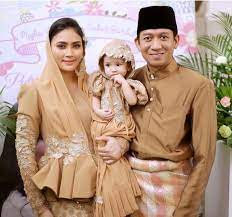 Sebelum ini nelydia senrose pernah digosipkan dengan duda nora danish dan fasha sandha, jejai, namun dinafikan oleh tuan badan. Jejai Archives Mynewshub