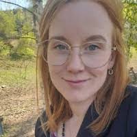 Linda Myre's Instagram, Twitter & Facebook