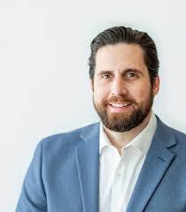 Alberto Borrero's Instagram, Twitter & Facebook