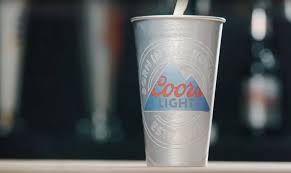 Coors Light Unveils Cold Activated Aluminum Cups For Bars And Restaurants Coors Light Coors Refreshing Beer