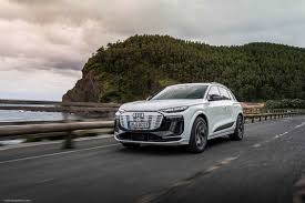 Image result for Glacier White 2025 Q4