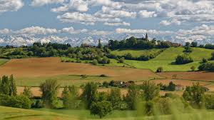 He rose to fame in 2009, due to his successful collaboration with the opposites on the single broodje bakpao. Vacances Sud Ouest Location Dans Le Gers Site Officiel Des Gites De France Gers