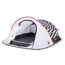 Der koffertisch mini max luxus kostet 49,95 euro und bietet zwei bis vier personen platz. Zelte Kaufen Zelte Camping Quechua Decathlon