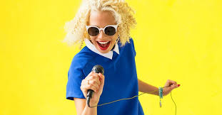 Khasiat garam dalam dunia supranatural bisa digunakan untuk media apa saja, seperti buang sial, pengusir makhluk halus, perlindungan gaib, untuk memelet seseorang dan sebagainya. Bagaimana Cara Agar Suara Bagus Dan Tidak Fals Saat Bernyanyi Tirto Id