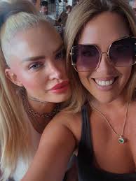 Naomi Face Architect added a new...