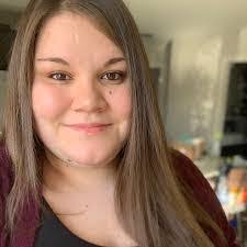 Michelle Minnix's Instagram, Twitter & Facebook