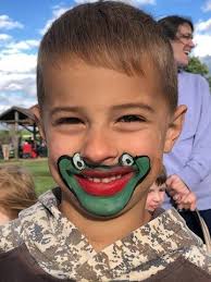Lots of happy kiddos at our face painting booth last night at Sunset