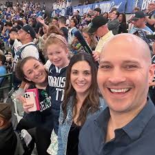 Vela Wood (@velawood) · Instagram 照片和视频