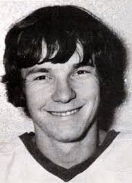 Player photos for the 1976-77 U. of North Dakota at hockeydb.com