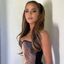 After years of being blonde khloe kardashian has decided to jan 25 2020 explore 91peachgirls board khloe kardashian hair followed by 362 people on pinterest. Khloe Kardashian Laughs Off Shade Over Her Latest Instagram Makeover E Online Deutschland