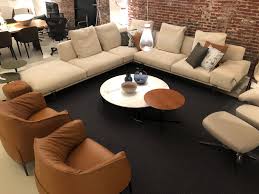 Poltrona Frau Hoekbank Let It Be No 9 Base And Mensola Saddle Novaliso Poltronafrau Oisterwijk Hoekbank Meubels Interieur