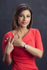 أطلت الإعلامية الإماراتية مهيرة عبدالعزيز ضمن أحدث حلقات برنامج كلام نواعم، والتي ناقشت موضوع العنوسة وتخلي المرأة عن فكرة الزواج لتحقيق أهدافها العملية، حيث انفعلت بشدة. Ù…Ù‡ÙŠØ±Ø© Ø¹Ø¨Ø¯ Ø§Ù„Ø¹Ø²ÙŠØ² Ø§Ù„ØªØ­Ø¯ÙŠ Ù†ØµÙÙŠ Ø§Ù„Ù‚ÙˆÙŠ Ø§Ù„Ø§Ø¨ØªÙƒØ§Ø± Ø§Ù„ØªÙØ§Ø¹Ù„ÙŠ Ù‡Ø§Ø´ØªØ§Ù‚ ÙˆÙ†Øµ Ø§Ù„Ø¨ÙŠØ§Ù†