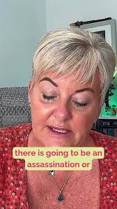 For those that have emailed in xx this is Lorraine 😂😂 And her beautiful  daughter with Darren xx