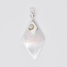 Egl certified diamond pear shaped pendant made with real/natural pear shaped diamond. Diamond Shaped Pendant With Shiva S Eye Top Leeba