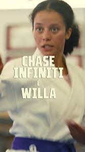 A nova série que se passa após os eventos de "The Batman" promete revelar a  ascensão de um dos vilões mais icônicos de Gotham. Em uma entrevista  exclusiva com o elenco e a