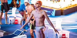 Germany's florian wellbrock after capturing the 2019 world title in the 1500 free — photo courtesy: Wm Gold Em Gold Olympia Gold Florian Wellbrock Jagt Das Triple