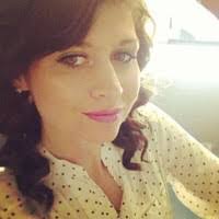 Ella Engels's Instagram, Twitter & Facebook