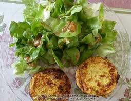 Ensuite ajouter le fromage de chèvre coupé en petits dés, les feuilles de basilic ciselées. Recette Flan De Courgette Thermomix