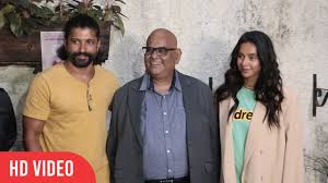Watch kaagaz (2021) online full movie free. Farhan Akhtar Attend Screening Of Kaagaz 2021 First Screening Youtube