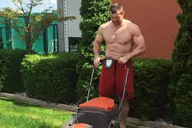 Cro cop currently lives in zagreb (croatia's capital) with his wife, klaudija, and son, ivan. The Weekly Grind Mirko Cro Cop Mows The Lawn Dana White Does The Werdum Face Mma Fighting
