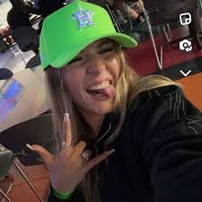 Sam Catron's Instagram, Twitter & Facebook