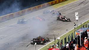 Für die saison 2018 hat er sich ein klares ziel gesetzt: Formel 1 In Der Toskana Massencrash Und Rennabbruch In Mugello Eurosport