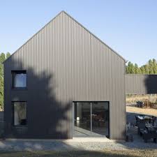 Construction D Une Maison A La Chapelle Bouexic Pignon Ouest C Baat Architecture Maison Architecte Bardage
