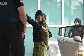 Dugaan pembunuhan yang melibatkan salah satu wni tersebut terjadi saat ia akan terbang menuju macau dengan menaiki. Vietnam Minta Malaysia Juga Bebaskan Warganya Yang Jadi Tersangka Pembunuh Kim Jong Nam
