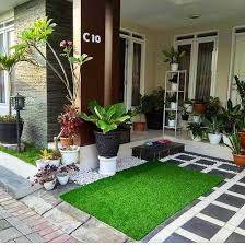 Oleh sebab itu, cara membuat taman keci di depan rumah ini dapat anda lakukan dengan menggunakan titik lokasi yang terkena paparan sinar matahari langsung. Cara Mudah Membuat Taman Depan Rumah