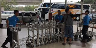 Selain terorganisasi di bawah anak. Agar Tak Malas Kinerja Airport Helper Di Bandara Soekarno Hatta Dipantau