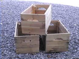 How To Make Apple Crates From Reclaimed Pallet Wood Pallet Crafts Pallet Diy Wooden Pallet Projects