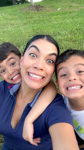 Vikki Zelaya (@vikkisvida) • Instagram photos and videos