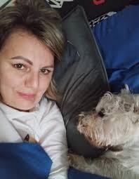 I sleep with mom 🥰😘♥️😴