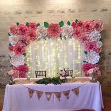 My Niece Victoria S Wedding Bride And Groom Table Flower Wall Credit Carol De La Garza Wedding Reception Backdrop Diy Bridal Bouquet Flower Wall Wedding