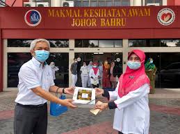 Makmal kesihatan awam johor bahru jalan persiaran tanjung, 81200, tampoi, johor bahru, johor no tel : Lawatan Kerja Yab Makmal Kesihatan Awam Johor Bahru Facebook
