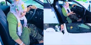 Info terbaru seputar motor dan mobil kami update setiap hari, termasuk kecelakaan Saya Memang Tak Suka Bawa Kereta Dsv Mengakv Dah 3 Tahun Beli Bentley Dua Pintu Biar Jarang Pakai Tapi Dalam Kereta Mesti Bau Wangi Khalifah Media