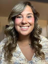 Abigail Thacker's Instagram, Twitter & Facebook