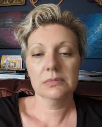 I still remember the first time I learned about Gabrillian's “disease”. The  doctor in France was trying to explain me that I might need some help . I  didn't understand or didn't