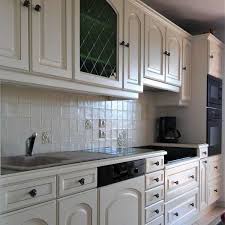 Porte meuble cuisine blanc idee de modele de. Peindre Votre Ancien Meuble Pour Devenir Un Meuble Peint Intemporel Virginie D