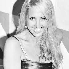 Nancy Gale's Instagram, Twitter & Facebook